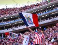 Niñas y niños del Hospital Civil cumplieron el sueño de vivir un partido de Chivas en el Estadio Akron junto a sus familias. IMAGO7.