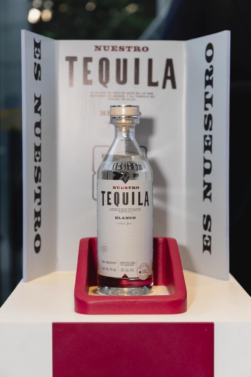 El tequila representa una fuente de empleo para miles de familias dedicadas al cultivo de agave, la destilación, el transporte y la comercialización de esta bebida. ESPECIAL&nbsp;