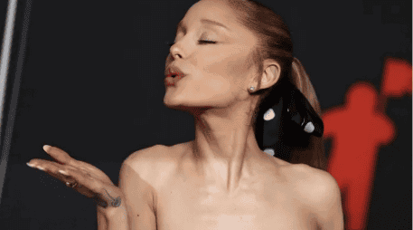 Previamente, Ariana Grande ya había mostrado su descontento por las filtraciones. EFE/ARCHIVO
