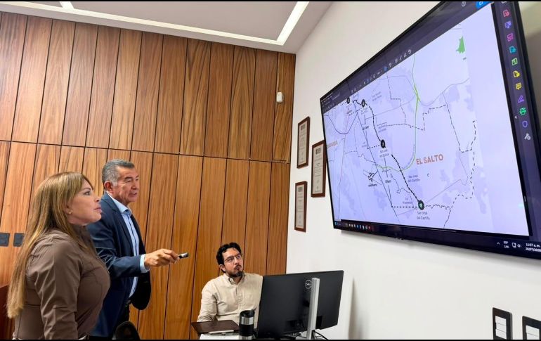 El Salto y la SIOP de Jalisco revisaron proyectos de infraestructura hídrica, movilidad y servicios públicos para fortalecer el desarrollo del municipio. CORTESÍA.