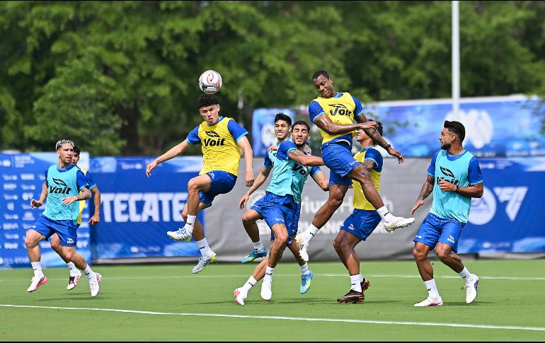 Luís Rey, Willer Ditta y otros jugadores de la Liga MX entrenan para el Juego de Estrellas. IMAGO7/E. Espinosa