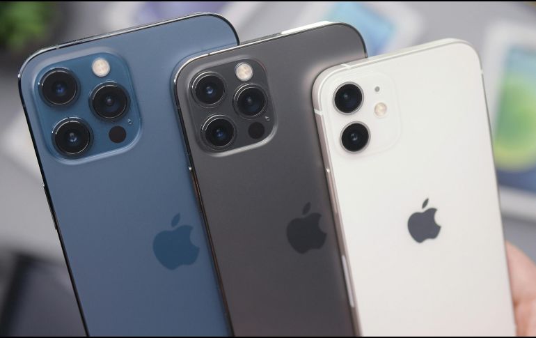 El iPhone 18 Pro Max integrará un panel OLED de 6.9 pulgadas con tecnología M16 y una Isla Dinámica reducida. Apple busca abaratar la pantalla para compensar el alza en otros componentes clave del smartphone. UNSPLASH/Daniel Romero