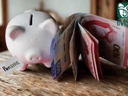Los beneficiarios de la Pensión IMSS podrán consultar el saldo de su cuenta, realizar compras con su tarjeta de débito o efectuar transferencias mediante su banca móvil, una vez que el recurso haya sido reflejado por su institución financiera. ESPECIAL / CANVA