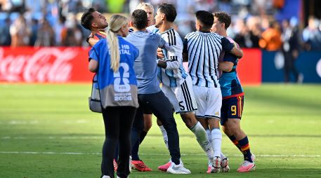 La FIFA investiga a varios jugadores por los incidentes ocurridos al término de la final del Mundial 2026 en el estadio MetLife. IMAGO7