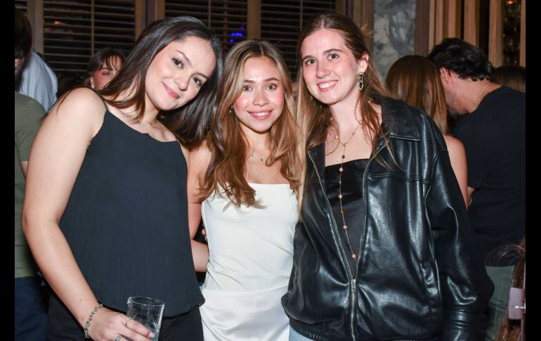 Majo Castillo Lugo, Paola y Jimena Gómez. GENTE BIEN JALISCO / Reinauguración de Colette