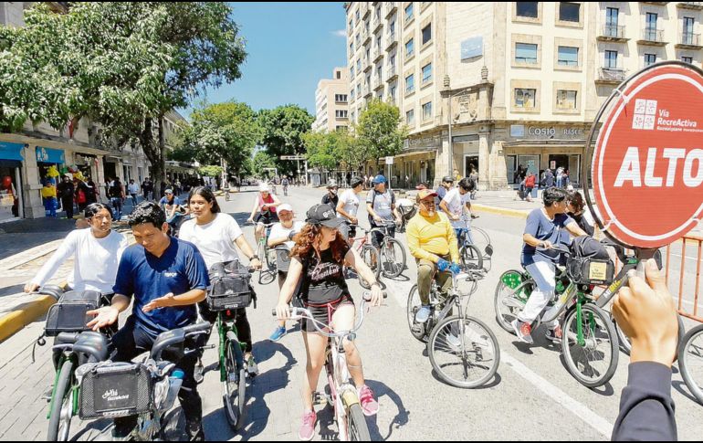Participar en este recorrido permite incorporarse a una de las tradiciones contemporáneas más representativas de la ciudad. ESPECIAL