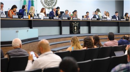 El pleno del Ayuntamiento de Zapopan durante la sesión de este jueves en la que estuvo presente el alcalde Juan José Frangie. EL INFORMADOR/R. Bobadilla