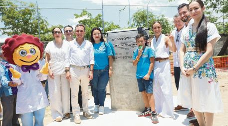 El evento fue encabezado por la presidenta del DIF Jalisco, Maye Villa, y el gobernador del Estado, Pablo Lemus. ESPECIAL
