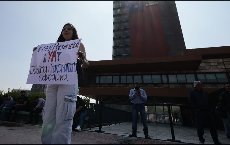 UNAM decide aplicar examen de control presencial; así será implementado. EFE / ARCHIVO