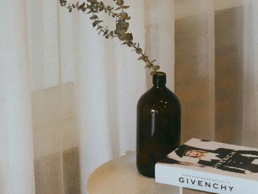 ¡Decora tu hogar con lo que ya tienes! Objetos cotidianos que brillan. UNSPLASH.COM