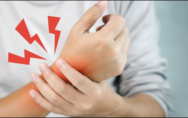 El dolor de muñeca afecta a quienes pasan horas frente al teclado, pero también a deportistas, y su origen determina si basta con hielo o si requiere atención médica urgente.. ESPECIAL / CANVA