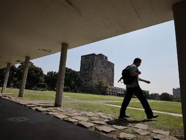 Tras detectar anomalías en el examen de ingreso en línea 2026, la UNAM anunció una prueba presencial de control.  EFE/J. Méndez