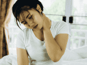 El cortisol alto afecta gravemente la salud física y mental. Identificar sus causas, desde el estrés crónico hasta el Síndrome de Cushing, permite aplicar tratamientos efectivos y mejorar la calidad de vida. CANVA