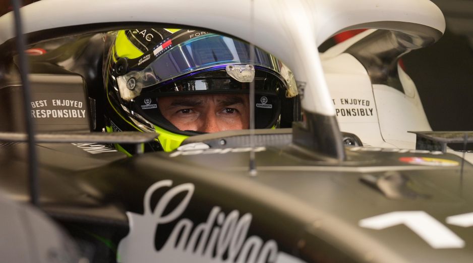 El regreso de la F1 tras la pausa de verano será una oportunidad importante para Checo Pérez, quien intentará abandonar el fondo de la clasificación y conseguir sus primeras unidades con Cadillac. AP / ARCHIVO
