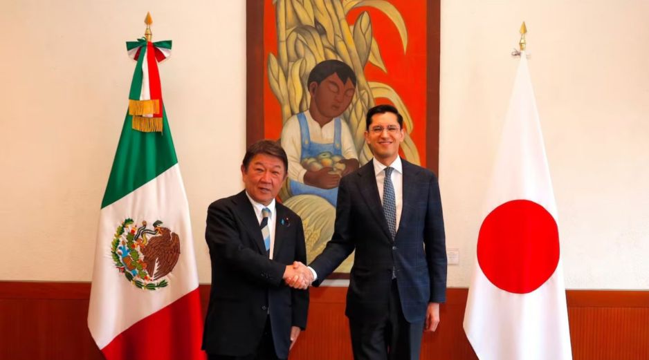 Roberto Velasco Álvarez publicó en sus redes sociales fotografías de su encuentro con el ministro Toshimitsu Motegi. X/@SRE_mx