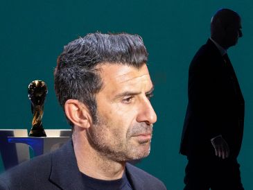 Luis Figo se sumó a las críticas en contra del presidente de la FIFA, Gianni Infantino. AP / ARCHIVO