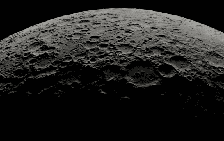 La agencia recordó que la Luna ha recibido impactos de manera constante durante sus aproximadamente cuatro mil millones de años de historia. CANVA