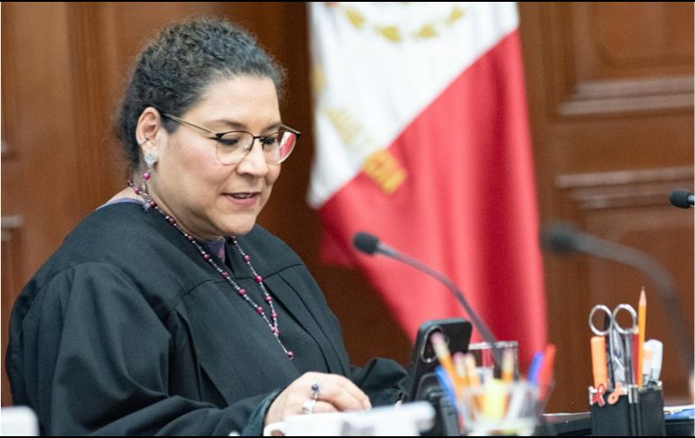 La Presidenta Sheinbaum reconoció que la propia SCJN deberá resolver el mecanismo para definir a quien ocupe su presidencia, debido a la contradicción existente en la redacción de la Carta Magna. X / @LeniaBatres