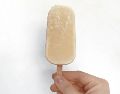 Un estudio de la Profeco realizado en 2025 identificó cinco marcas de paletas de hielo que cumplieron con su declaración nutrimental. UNSPLASH.