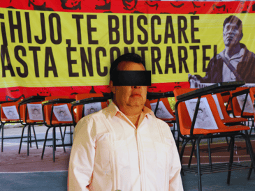 La FGR detuvo a Ángel Aguirre Rivero por supuestamente ordenar el ocultamiento y destrucción de videos que registraron el momento de la detención de un grupo de normalistas. EFE / NTX / ARCHIVO