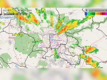 La lluvia registrada durante la noche de este viernes ya generó afectaciones a la circulación vial en diferentes puntos de la Zona Metropolitana de Guadalajara. IAM