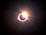 El eclipse solar total del 12 de agosto de 2026 marcará el comienzo de una excepcional sucesión de fenómenos astronómicos que permitirá disfrutar de diferentes tipos de eclipses en los próximos años. UNSPLASH