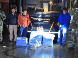 Las autoridades bolivianas continúan investigando el hallazgo de la droga en el autobús que originalmente estaba destinado a su traslado. X / Ataque Futbolero