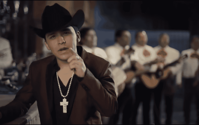La canción resulta cercana para quienes han atravesado una separación en la que los sentimientos no desaparecieron al mismo tiempo que la relación. YOUTUBE / @Christian Nodal