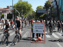 Para garantizar que la experiencia sea positiva y segura para todos los asistentes, las autoridades mantienen un operativo constante en los cruces vehiculares que permanecen habilitados. EL INFORMADOR/ ARCHIVO