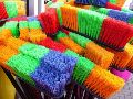 Conoce cómo limpiar las zonas altas del hogar y combatir las telarañas mediante un sencillo truco de limpieza que requiere únicamente una escoba y un paño húmedo. ESPECIAL/PEXELS