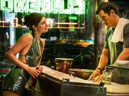 Monica Barbaro y Callum Turner encabezan una comedia romántica que convierte una regla absurda en una oportunidad para hablar sobre el deseo de conectar. ESPECIAL