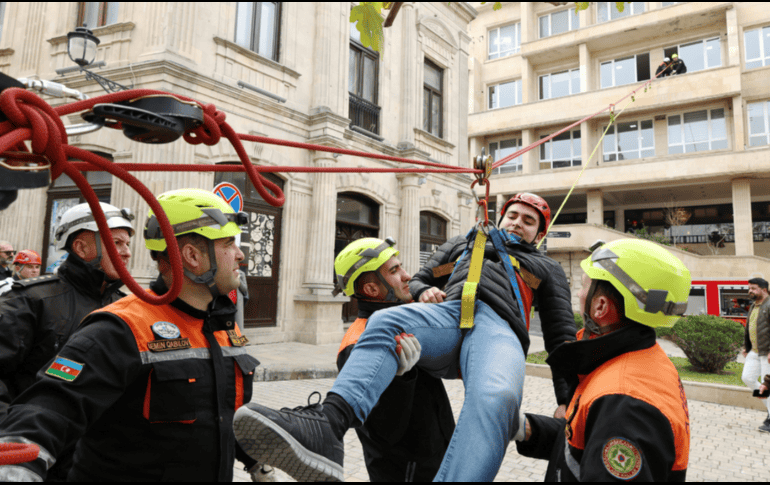 El simulacro debe servir para practicar una respuesta ante los riesgos que realmente podrían afectar al inmueble. CANVA