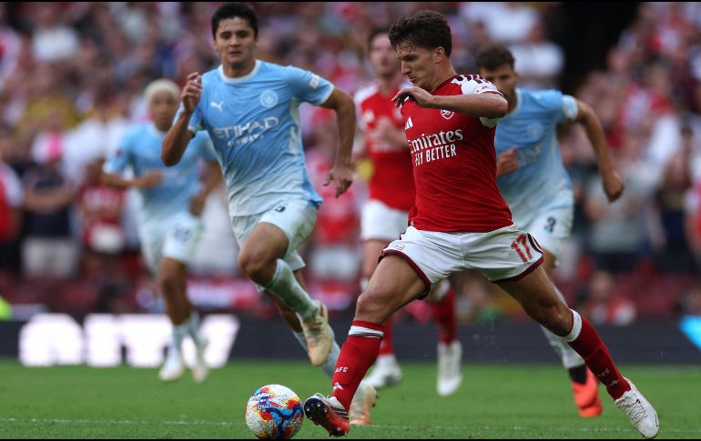 Arsenal inicia la defensa del título, mientras Manchester City, Liverpool y Manchester United afrontan una nueva etapa en busca de protagonismo. AFP/ ARCHIVO.