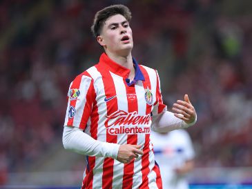 Los tiempos de la adaptación de "La Hormiga González", los exámenes médicos de rigor y las primeras sesiones de entrenamiento obligan a postergar su presentación con el Olympiacos. IMAGO7 / ARCHIVO