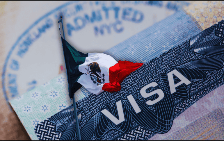 Durante la administración del presidente estadounidense Donald Trump, se les ha revocado la visa al menos a 50 políticos y funcionarios mexicanos, de acuerdo con Reuters. ESPECIAL / CANVA