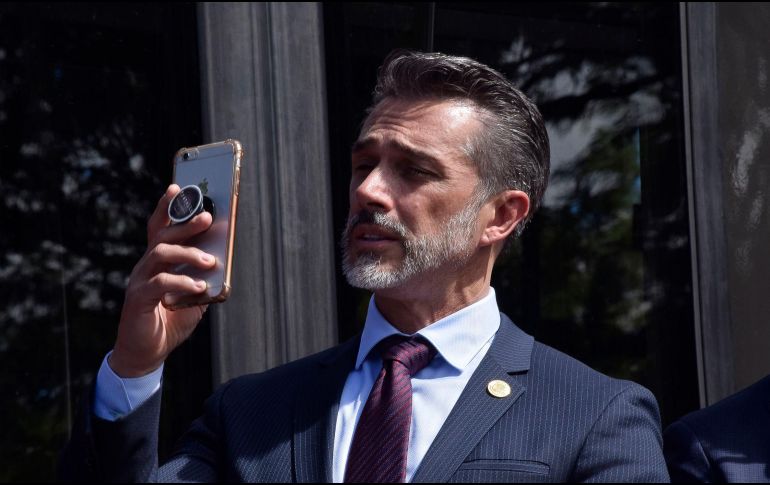 Según Sergio Mayer, ingresó a 