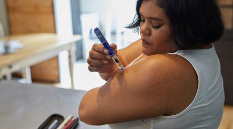 Los autores inciden en la necesidad de implementar estrategias médicas personalizadas que consideren la edad y el sexo para mejorar el manejo integral de la diabetes tipo 2. Unsplash