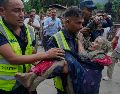 Según la última actualización de la Autoridad Nacional de Desastres de Nepal (NDRRMA), al menos 910 personas están "sin contacto" o desaparecidas. AP/N. Shrestha