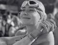 Victoria de Yturbe nadará 48.5 kilómetros alrededor de Manhattan en el reto 20 Bridges Swim. INSTAGRAM/donabrazadas