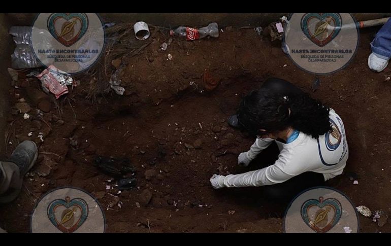 La osamenta se encontraba en el patio del inmueble y presenta “un avanzado estado de descomposición”. FACEBOOK/Hasta Encontrarlos México