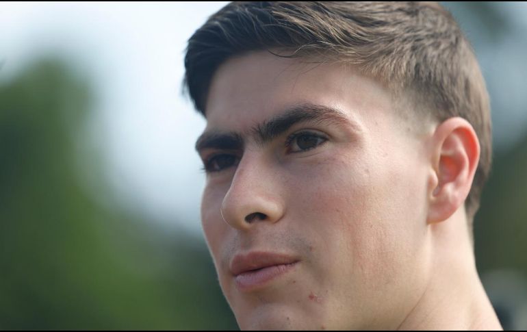 González dio sus primeros pasos oficialmente en el futbol europeo y comenzó una nueva etapa en su carrera después de su paso por la Liga MX.. EFE/S. Gutiérrez