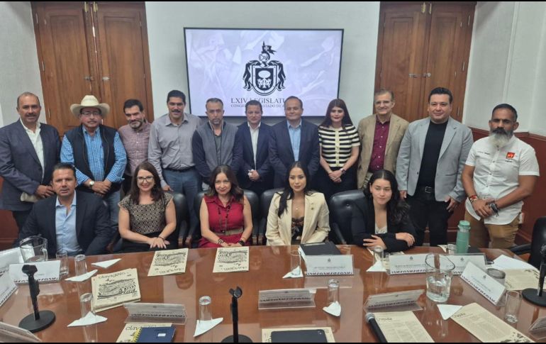 Se busca construir una agenda con los tres poderes de Gobierno y todos los sectores de la sociedad para la defensa del lago. ESPECIAL
