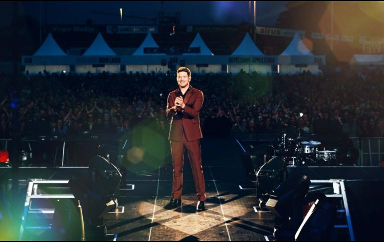 El ganador del GRAMMY se presentará el 22 de septiembre en Guadalajara. FACEBOOK / Michael Bublé