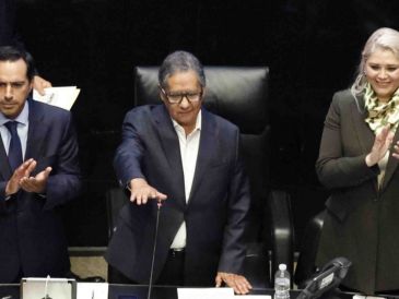 Higinio Martínez Miranda rindió protesta entre gritos de "¡Presidente! ¡Presidente! ¡Presidente!" SUN/D. Sánchez