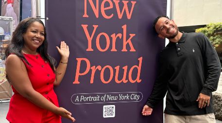 Una muestra artística sucede en Nueva York para mostrar las aportaciones de inmigrantes a la ciudad tras las amenazas de Trump. EFE/ R. HERNÁNDEZ