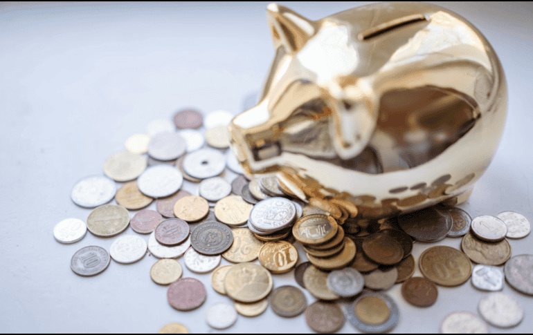 Al recibir este dinero durante la primera quincena de noviembre, los beneficiarios tendrán la liquidez necesaria para aprovechar las promociones de los eventos de fin de año como El Buen Fin, entre otros. CANVA