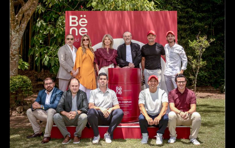 Víctor Soto, Jatzibe de Soto, Ana Luisa Miramontes, Fernando Peterson, Diego Martínez Arregui, Diego Martínez González, Alonso Rodríguez, Jorge Lomelín, Luis Fernando Correa, Wilfrido López y Diego Correa. GENTE BIEN JALISCO / Revista del 4 de septiembre 2026