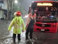 Diversas zonas de Guadalajara registraron afectaciones por la tormenta de este jueves. ESPECIAL/Bomberos de Guadalajara
