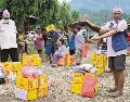 Campamentos de emergencia habilitados para los miles de desplazados. AFP