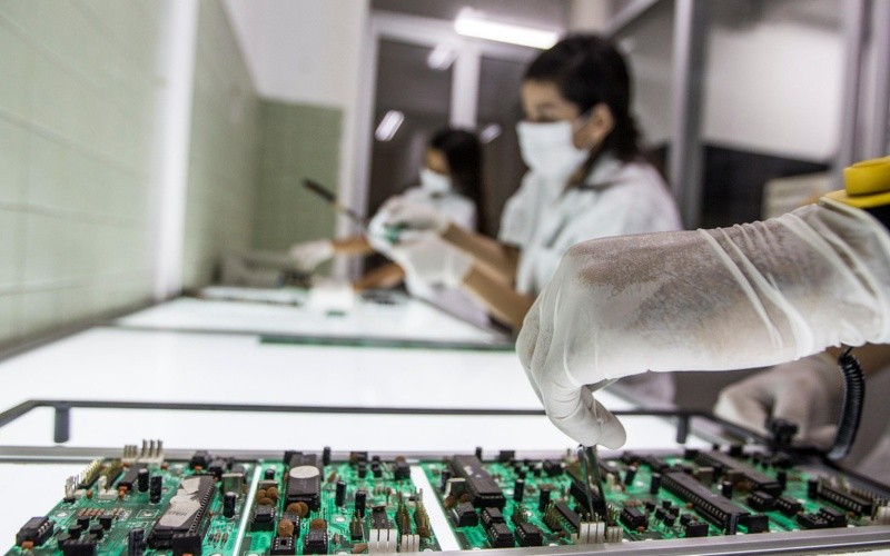 Los recursos perdidos por el sector automotor se redirigieron a la fabricación de electrónicos. EL INFORMADOR/Archivo&nbsp;